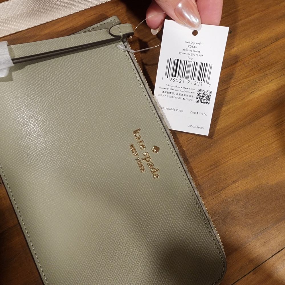 Kate Spade Sage Green Wristlet**NEW*